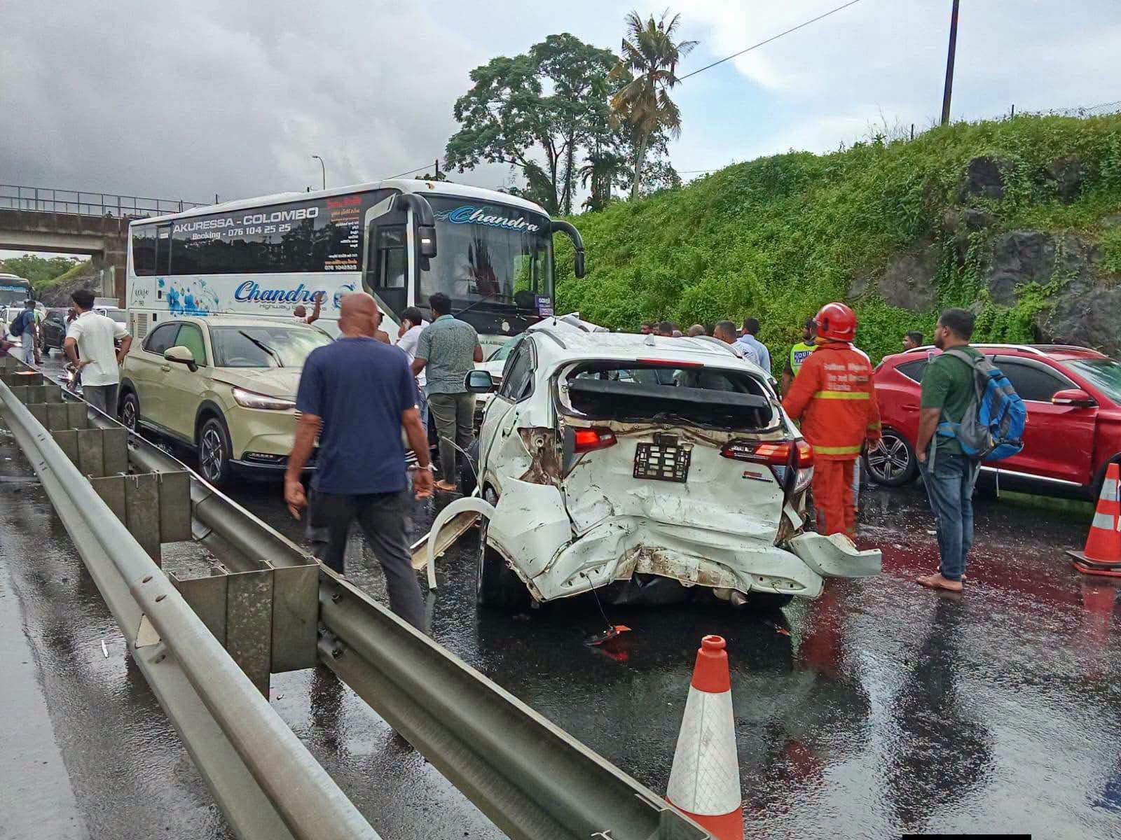 Over 10 Hospitalised After Eight-Vehicle Crash on Southern Expressway