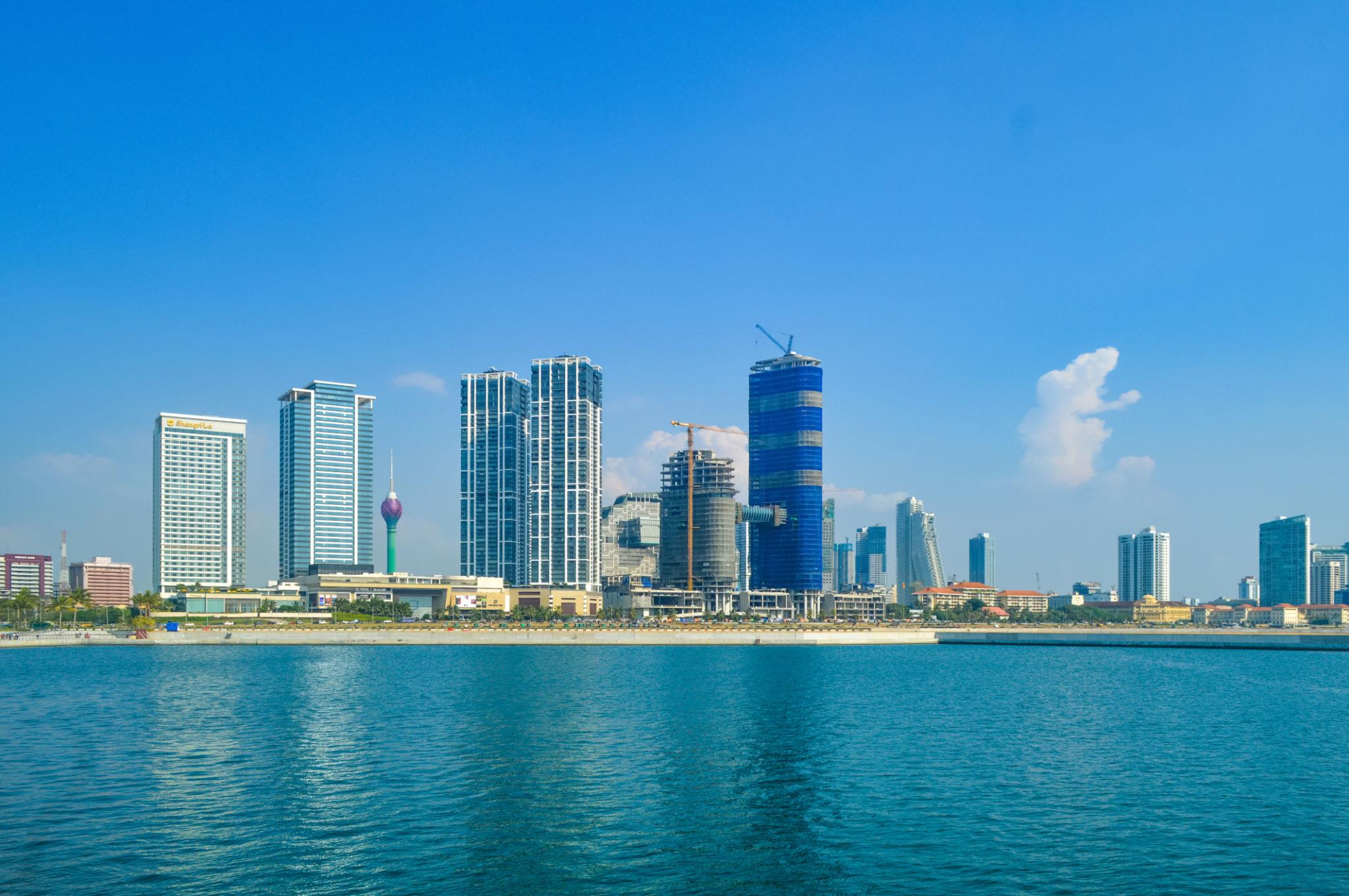 Fitch Upgrades Sri Lanka to ‘B-’ With Stable Outlook