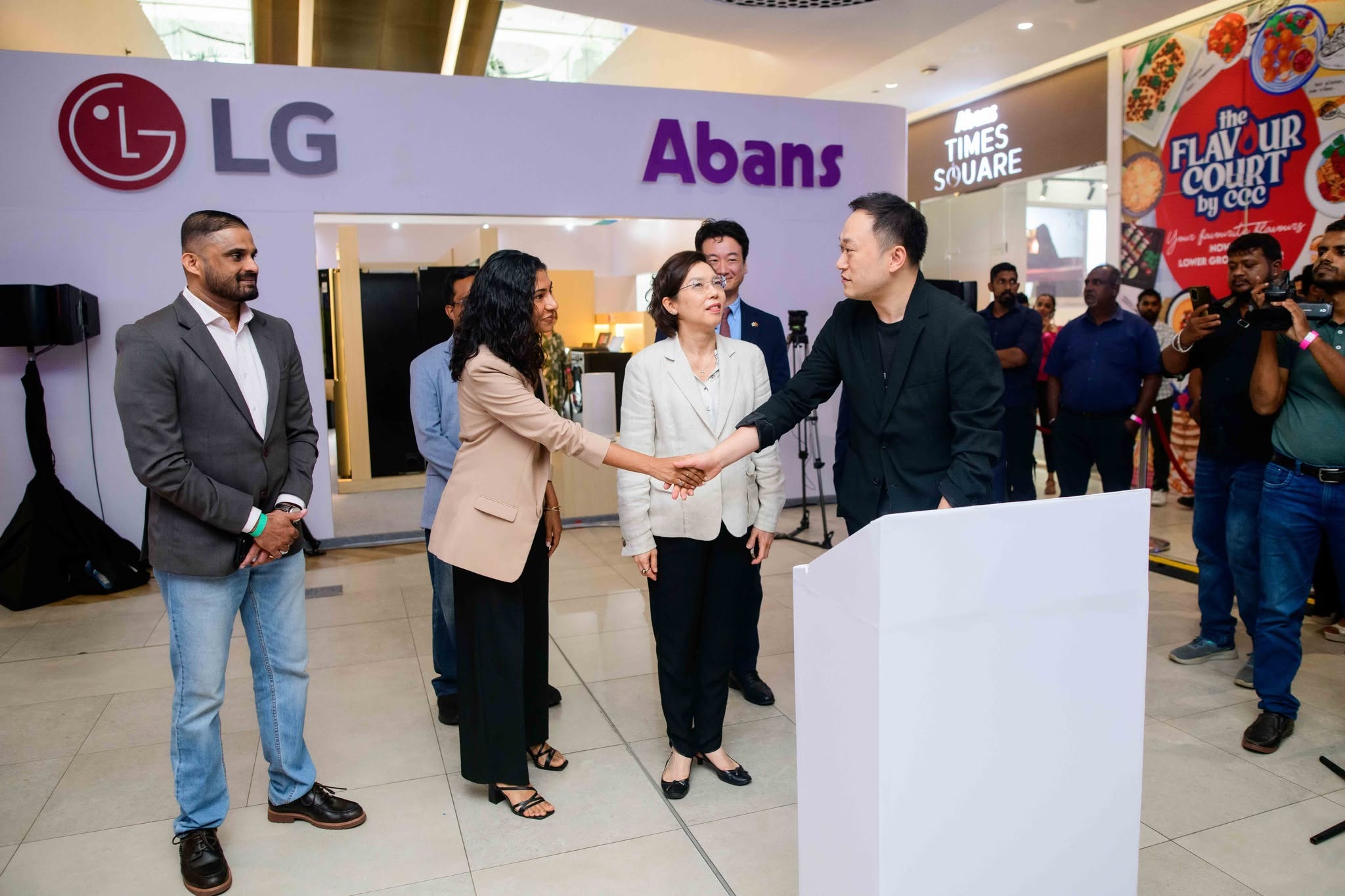 Abans and LG Electronics Bring ‘Living Just Right’ Experience to Colombo