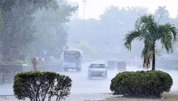 Rain and Thunderstorms Expected Across Several Provinces as Low-Pressure System Moves Away