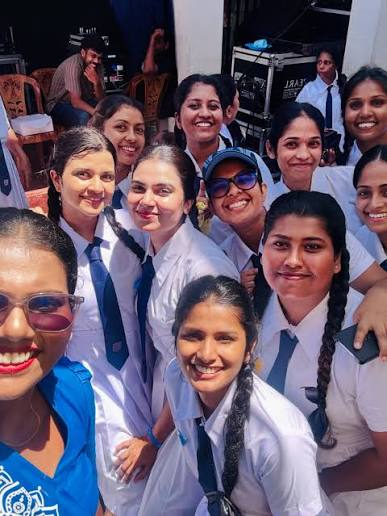 Ananda Balika Vidyalaya Alumni Organise ‘Back to School’ Project