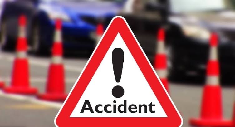 Two killed in accident involving motorcycle and three-wheeler in Galle